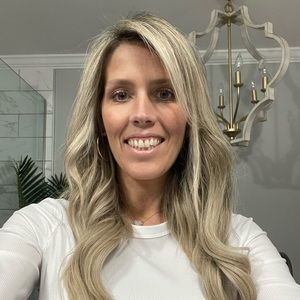 Meet your Posher, Mandy